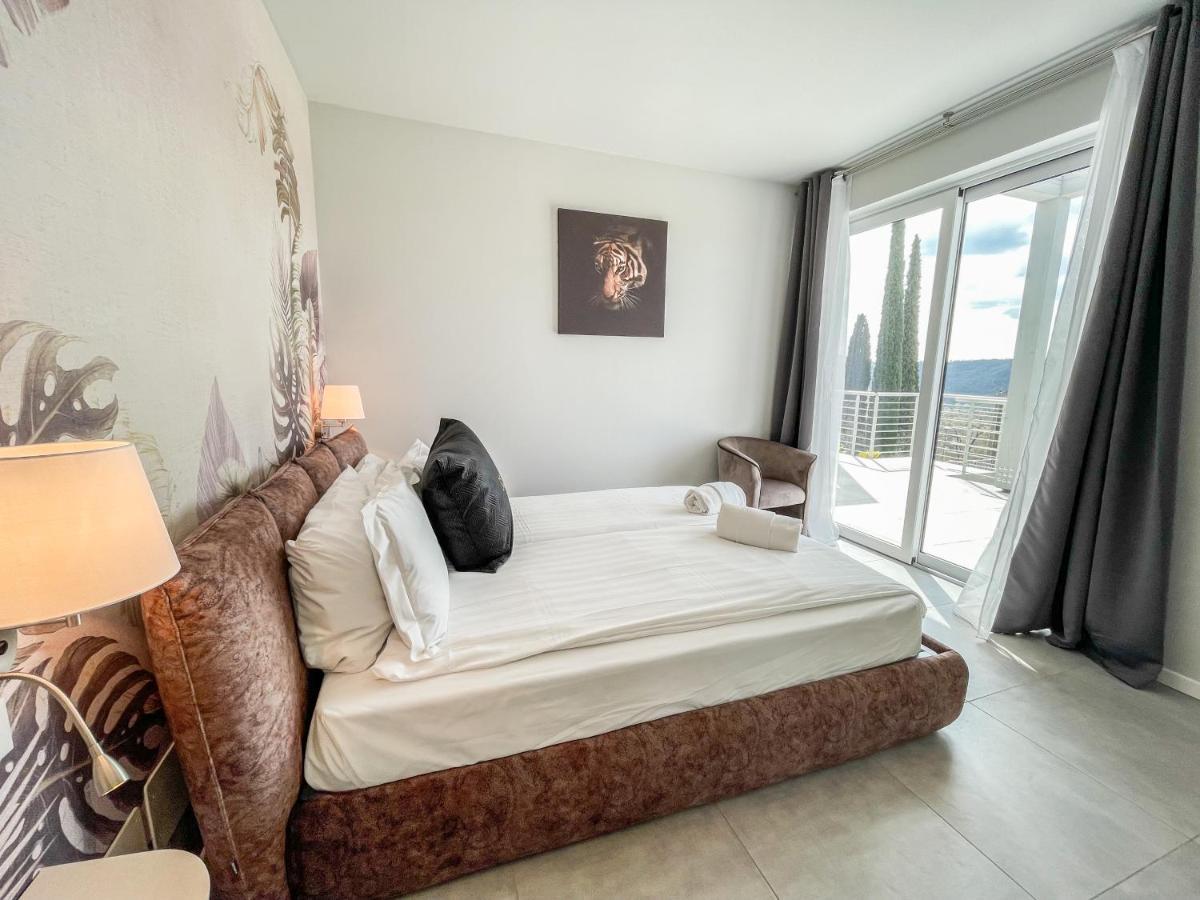 Sunset Lodge - Enjoy Holiday Garda  Ngoại thất bức ảnh