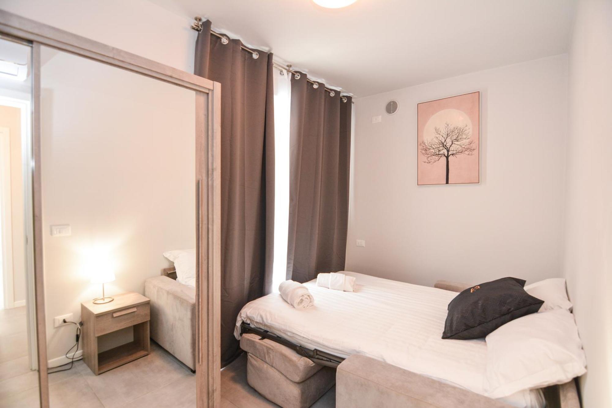 Sunset Lodge - Enjoy Holiday Garda  Ngoại thất bức ảnh